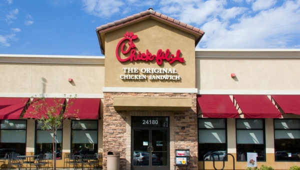 Почему франшиза сети Chick-fil-A стоит всего $10 тысяч, но получить её сложнее, чем попасть в Google или Стэнфорд